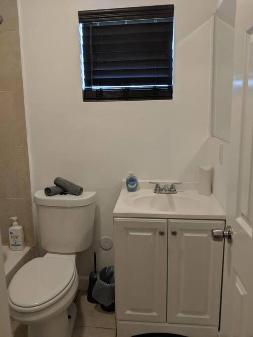 3 Bedroom Miami Home 15 Minutes To The Beach 외부 사진